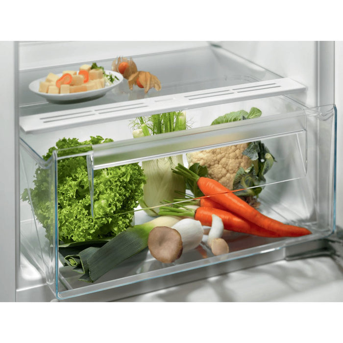 EAN 7332543733088 - Electrolux LRB3AE12S frigorífico Integrado 208 L Blanco imagen 3
