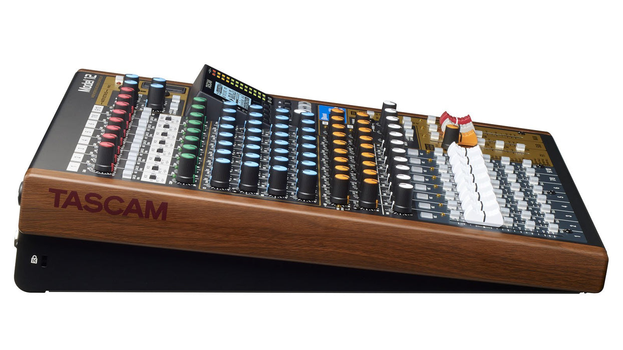 EAN 4907034132034 - Tascam Model 12 12 canales 20 - 20000 Hz Negro, Madera imagen 7
