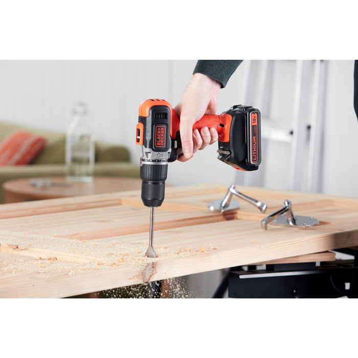EAN 5035048709160 - Black & Decker BCD003MEM2K-QW taladro 1400 RPM Sin llave Negro, Naranja imagen 2