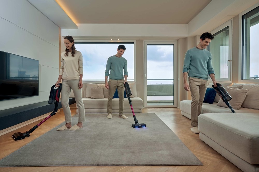 Hoover Hf610hx 011 Vacuum Cleaner, Handstick, Cordless, Operating Time 40 Min, Dust Container 0.7 L, Black