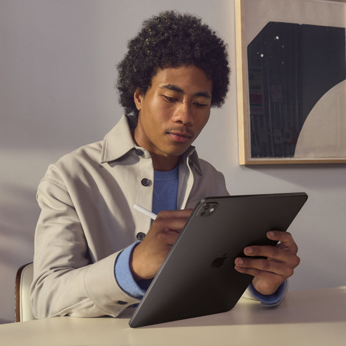 EAN 195950406504 - Apple iPad Pro 5G Apple M LTE-TDD & LTE-FDD 2 TB 33 cm (13") 16 GB Wi-Fi 7 (802.11be) iPadOS 26 Plata imagen 4