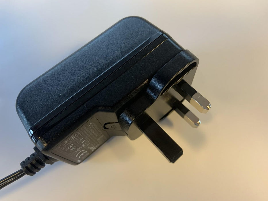 EAN 5704174253013 - Vivolink VLPSUPLUG-UK adaptador de enchufe eléctrico Tipo G (RU) Negro imagen 3