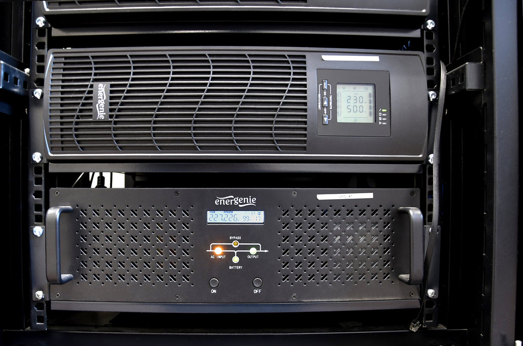 EAN 8716309074797 - Gembird - Ups rack 19'' 3.4u 1500va, 4xiec 230v out, iec14 in,rj11, usb, lcd sistema de alimentación inin imagen 5