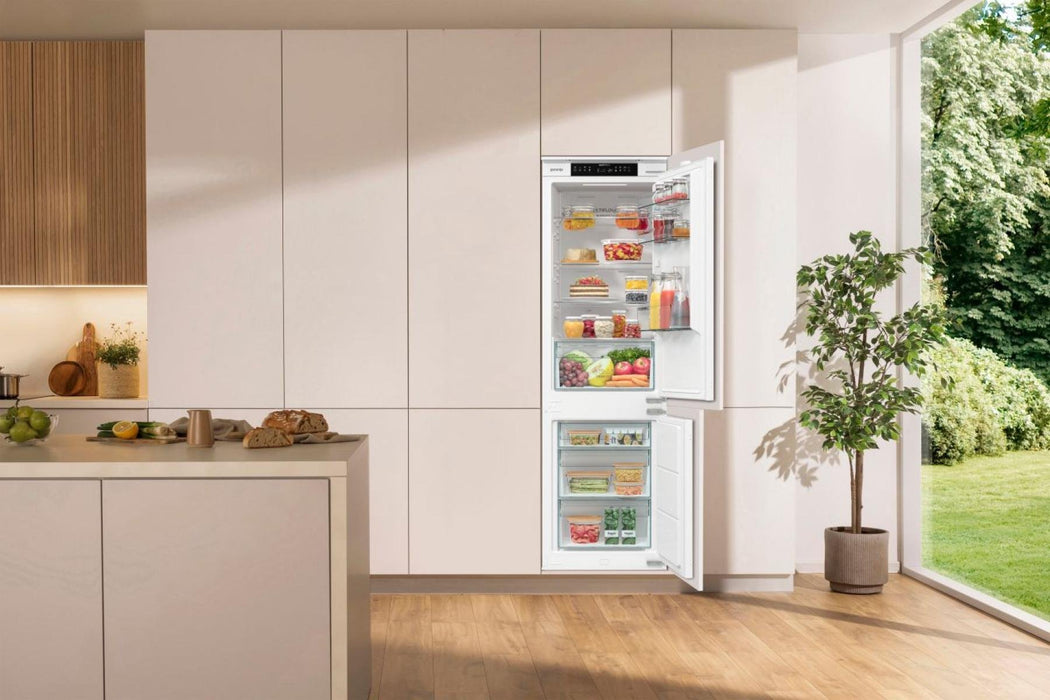 EAN 3838782838408 - Gorenje NRKI517E41 Integrado 252 L Blanco imagen 12