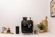 EAN 8017709354572 - Smeg EGF03BLMEU cafetera eléctrica Manual Máquina espresso 2,4 L imagen 27