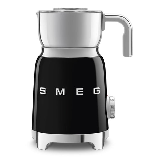 EAN 8017709316082 - Smeg MFF11BLEU espumador o calentador de leche Calentador/espumador de leche automático Negro imagen 1