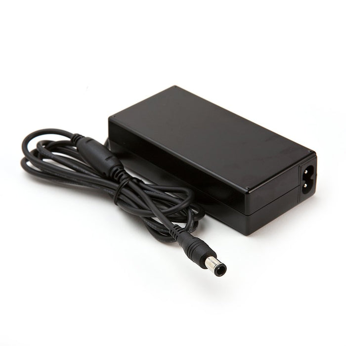 EAN 5711045737749 - Samsung BN44-00394D adaptador e inversor de corriente Negro imagen 1