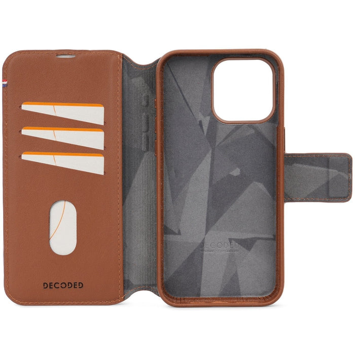 Decoded Leather Detachable Wallet For Iphone 15 Pro Tan