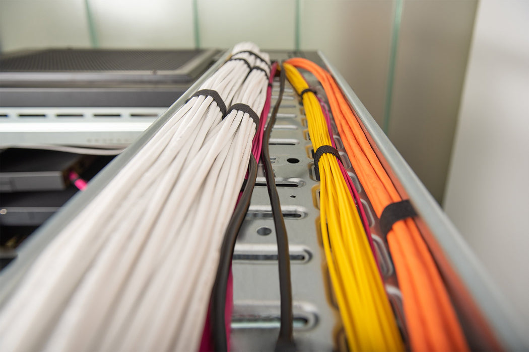 EAN 4016032363811 - Digitus DK-1511-V-305-1 cable de red Gris Cat5e U/UTP (UTP) imagen 2