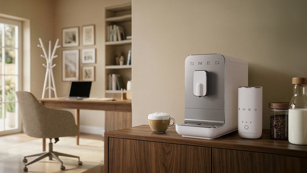 EAN 8017709334819 - Smeg BCC11WHMEU cafetera eléctrica Totalmente automática Máquina espresso 1,4 L imagen 11