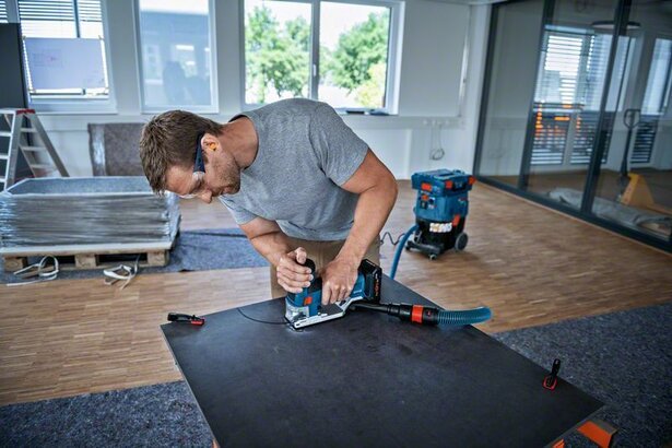 EAN 4059952545776 - Bosch GST 18V-155 SC Professional power jigsaws 3800 spm 2 kg imagen 5