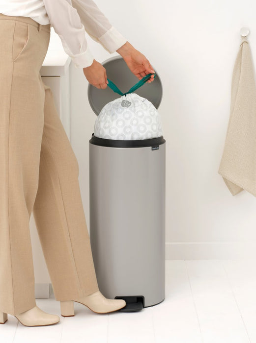 Brabantia Treteimer Newicon 30 L Soft Grey