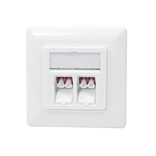 EAN 4052792053197 - LogiLink NK4024 toma de corriente LC-D Blanco imagen 1