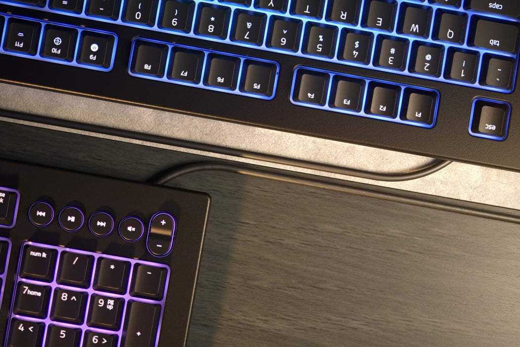 Razer Tastiera Gaming Wired Membrana Cynosa V2 Rgb