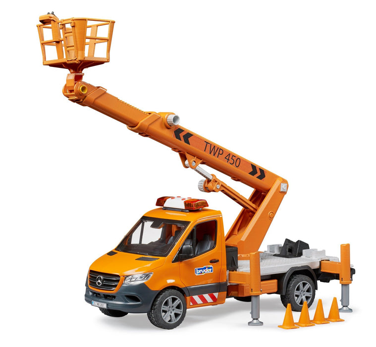 EAN 4001702026790 - BRUDER MB Sprinter w/Working Platform imagen 4