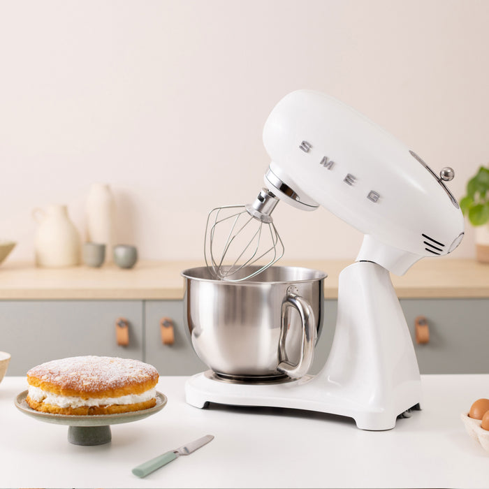 Smeg Kitchen Robot 50´Style White Smf05wheu
