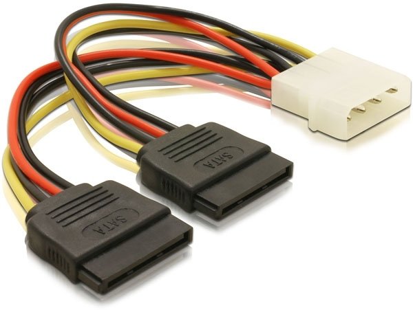 EAN 4043619601028 - DeLOCK Cable Power SATA HDD 2x > 4pin male 0,112 m imagen 1