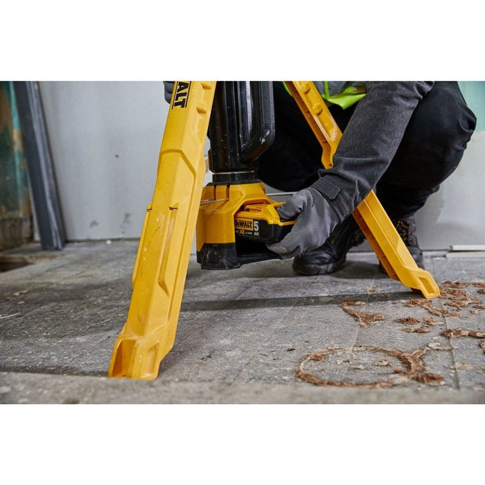 EAN 5035048678282 - DeWALT DCL079-XJ luz de trabajo Negro, Amarillo LED imagen 10