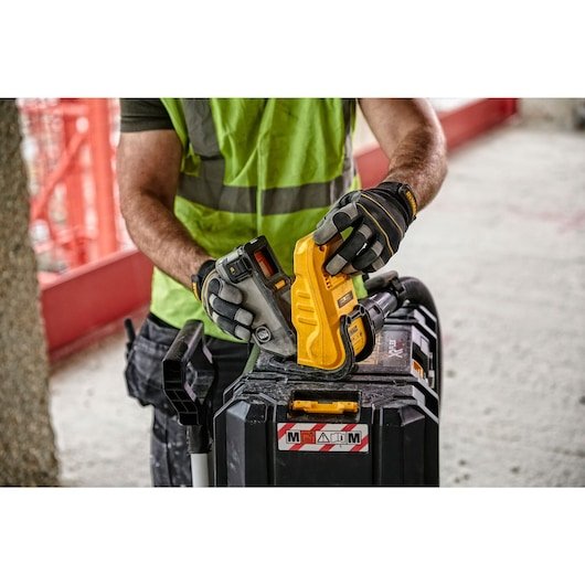 EAN 5035048705018 - DeWALT DWH079D-XJ accesorio y suministro de vacío imagen 2
