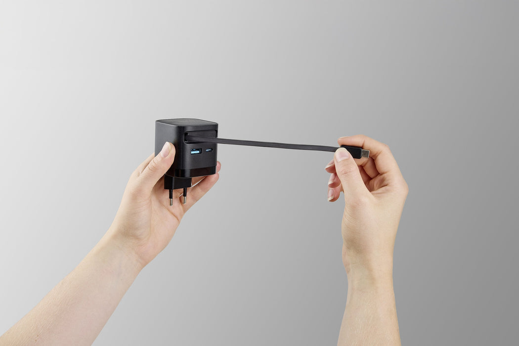 Intenso Compact Fam Charger 65w Usb-C Usb-A Negro