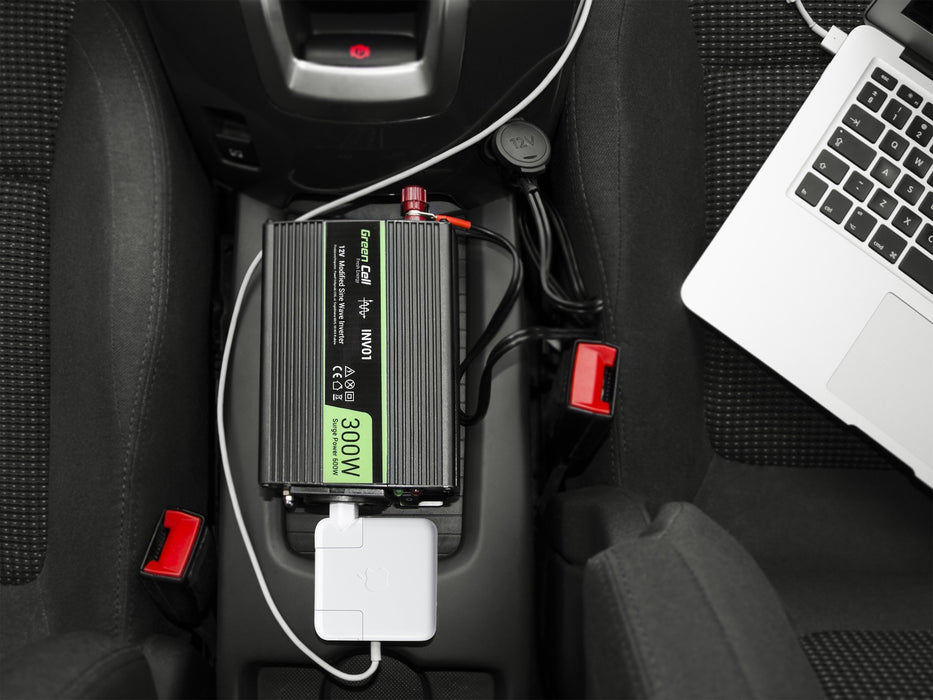 EAN 5902719426575 - Green Cell INV06 adaptador e inversor de corriente Auto 150 W Negro imagen 3