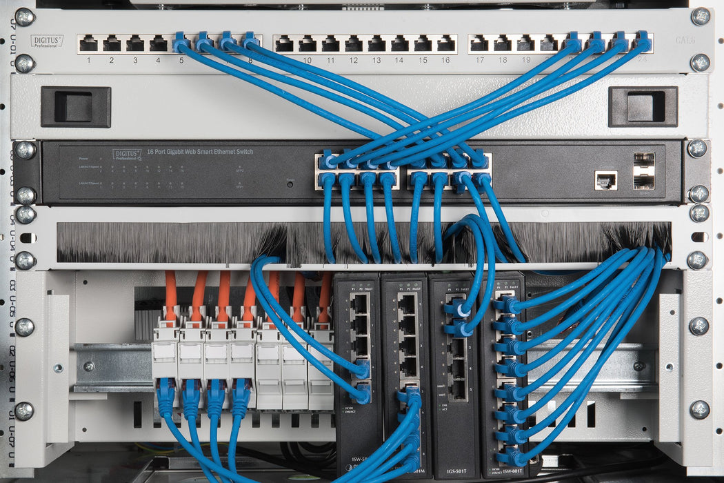 EAN 4016032447870 - Digitus DN-19-DIN-3U accesorio de bastidor Carril de rack imagen 4