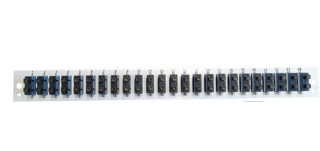 Efb Bestckte Frontblende Mit 24 X Sc Duplex Kupplung Os2 Vertikal, Grau