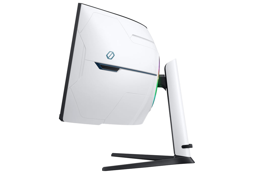 EAN 8806094972252 - Samsung G95NC pantalla para PC 144,8 cm (57") 7680 x 2160 Pixeles Dual UHD LED Negro, Blanco imagen 14
