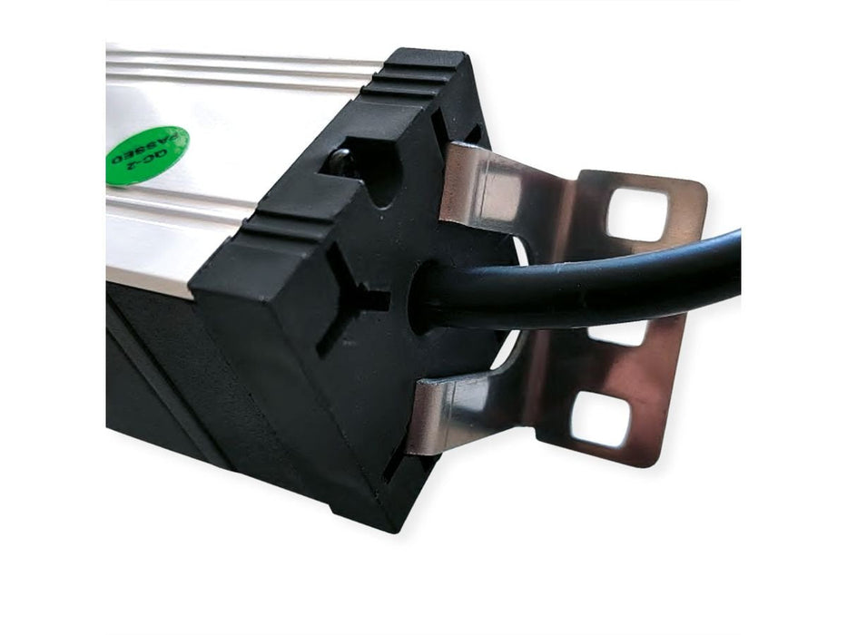 Value 19-Zoll-Steckdosenleiste 7fach Mit Berlastschutz, 1 He, Schutzkontakt-Stecker, 2,8 M