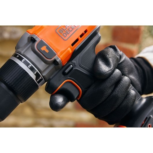 EAN 5035048833322 - Black & Decker BCD383D1XC-QW taladro Naranja imagen 10