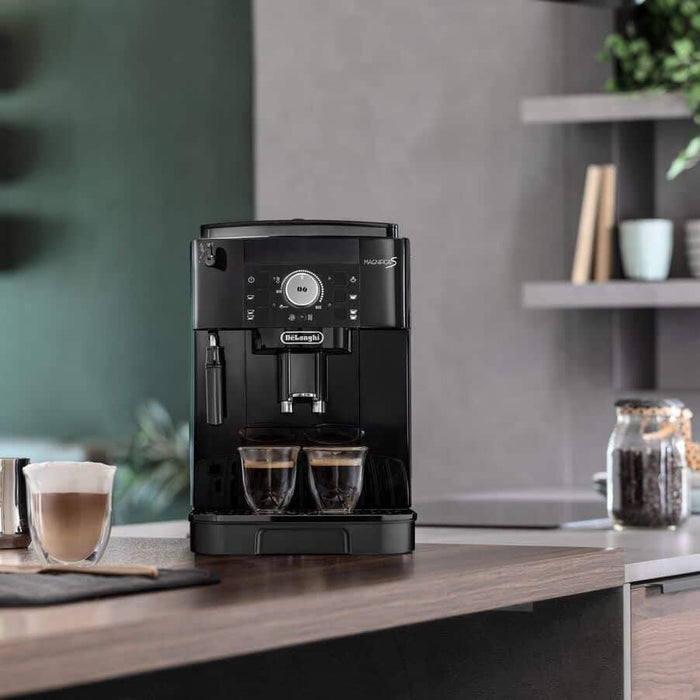 De Longhi Magnifica S Kaffeevollautomat  Schwarz