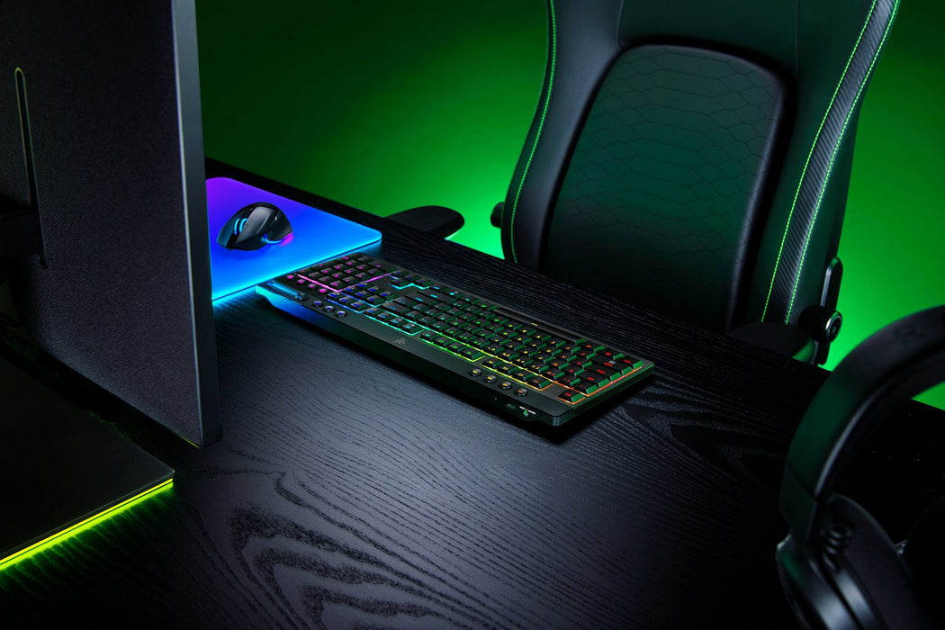 EAN 8887910072295 - Razer BlackWidow V4 Low-Profile HyperSpeed teclado Juego USB + RF Wireless + Bluetooth QWERTY Internacion imagen 4