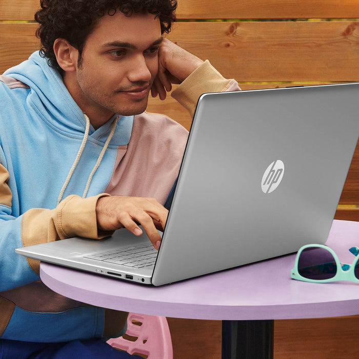 EAN 0198701699989 - HP 17-cn3003ns Intel® Core™ i7 i7-1355U Portátil 43,9 cm (17.3") Full HD 16 GB DDR4-SDRAM 1 TB SSD Wi-Fi  imagen 4