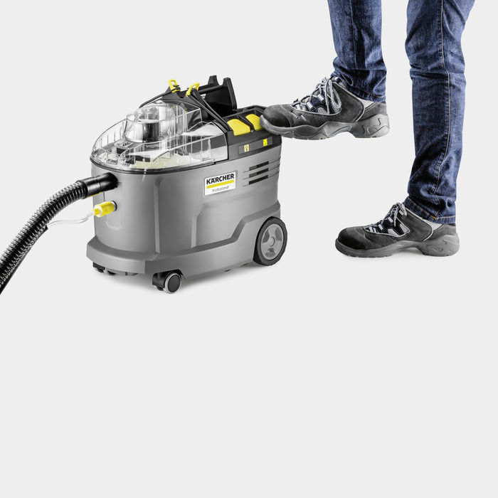 EAN 4054278680750 - Kärcher 1.101-700.0 máquina de limpieza de alfombras Caminar-detrás Profundo Negro, Gris, Amarillo imagen 2