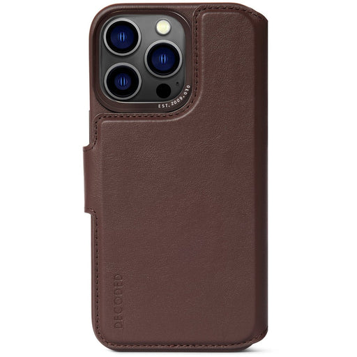 EAN 8720593006921 - Decoded Modu Wallet funda para teléfono móvil 17 cm (6.69") Funda cartera Marrón, Chocolate imagen 1