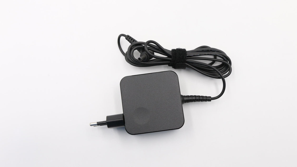 EAN 5706998655530 - Lenovo 01FR133 adaptador e inversor de corriente Interior 45 W Negro imagen 1