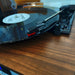 EAN 8711902080046 - Lenco MC-160WD tocadisco Tocadiscos de tracción por correa Madera Manual imagen 11