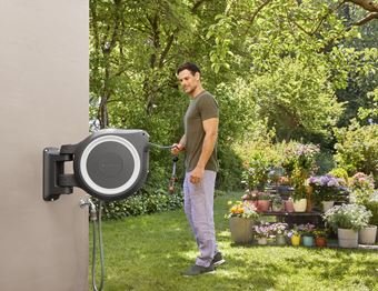 EAN 4078500052030 - Gardena RollUp Carrete de pared Automático Negro, Gris imagen 3