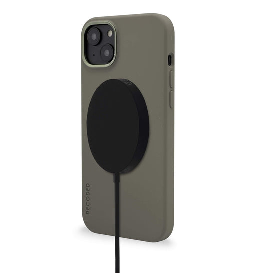 EAN 8720593005900 - Decoded D23IPO14MBCS9OE funda para teléfono móvil 17 cm (6.7") Oliva imagen 1