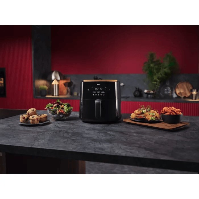 EAN 7333394032627 - AEG AAF7B Sencillo 6,8 L 1800 W Freidora de aire caliente Negro imagen 5