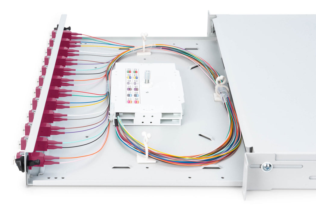 EAN 4016032320746 - Digitus DN-96331-4 accesorio de bastidor Panel de gestión de cables imagen 5