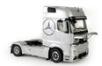 EAN 8001283039055 - Italeri Mercedes Benz Actros MP4 Gigaspace Modelo a escala de camión/tráiler Kit de montaje 1:24 imagen 5