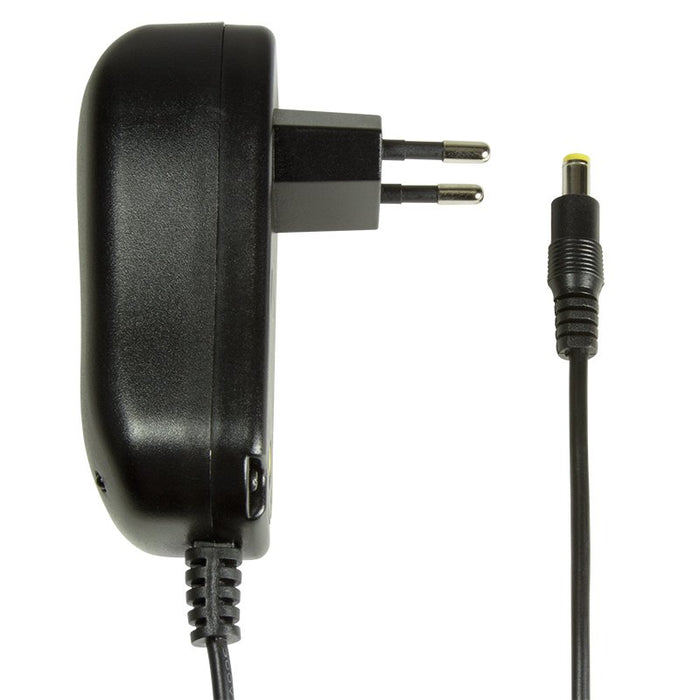 EAN 4052792047097 - LogiLink PA0161 adaptador e inversor de corriente Interior 24 W Negro imagen 7