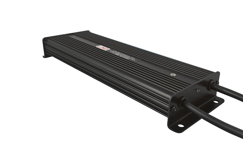 Lind 12-32 Vd Isolated Power Char