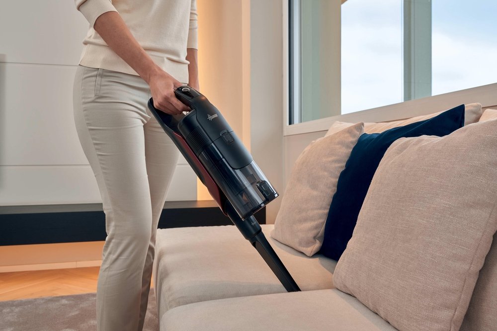Hoover Hf610hx 011 Vacuum Cleaner, Handstick, Cordless, Operating Time 40 Min, Dust Container 0.7 L, Black