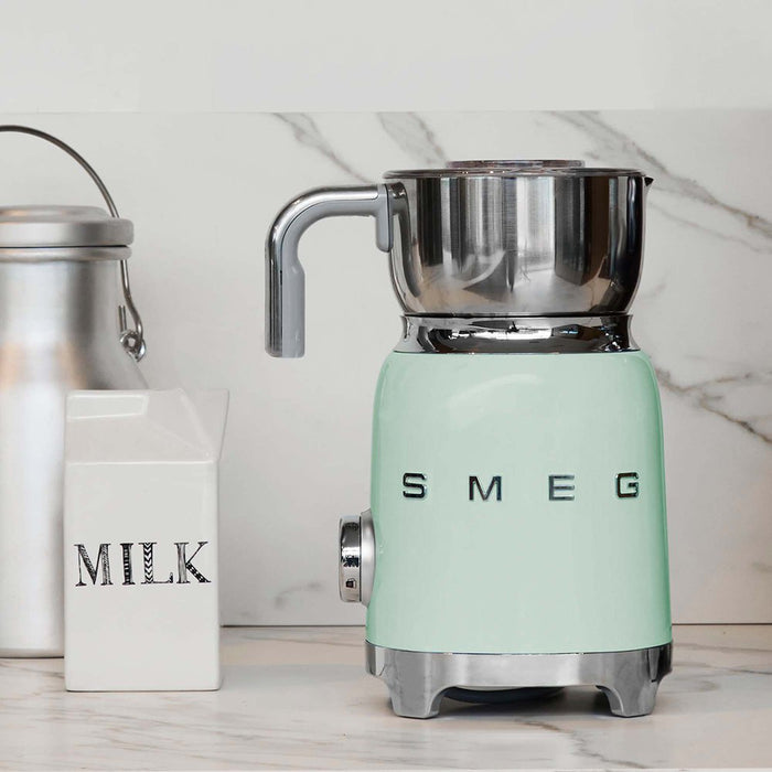 EAN 8017709316112 - Smeg MFF11PGEU espumador o calentador de leche Automatic milk frother/warmer Verde imagen 6