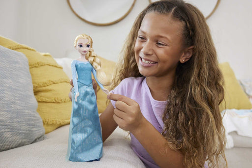 EAN 194735120758 - Mattel HLW47 muñeca imagen 2
