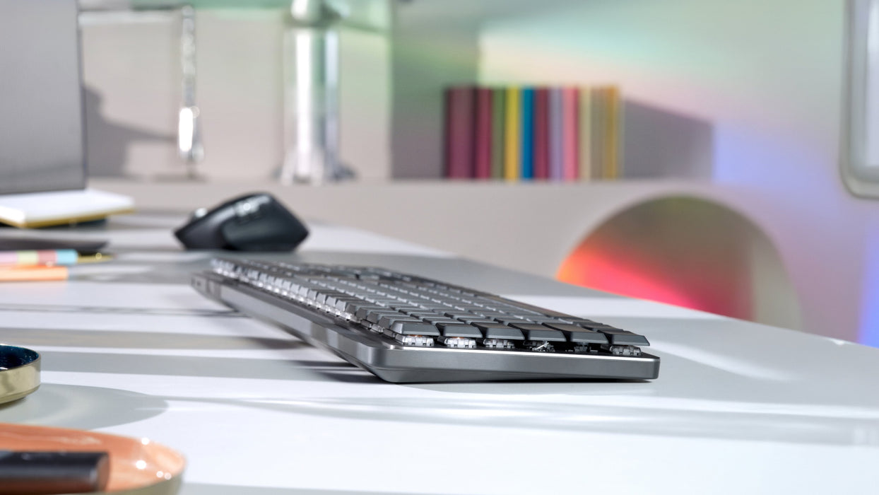 EAN 5099206103108 - Logitech Master 920-010757 teclado Oficina RF Wireless + Bluetooth QWERTY Internacional de EE.UU. Grafito imagen 5
