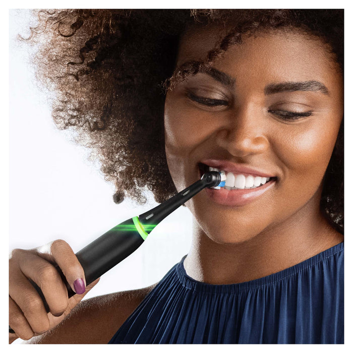 EAN 4210201415558 - Oral-B iO 5 Adulto Cepillo dental vibratorio Negro imagen 3