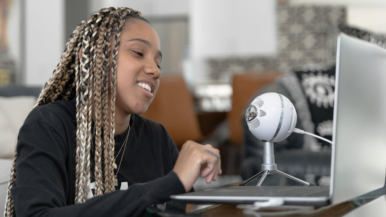 EAN 5099206084018 - Logitech G Snowball iCE Blanco Micrófono de superficie para mesa imagen 7